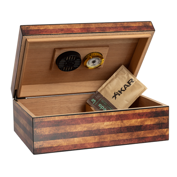 Humidor Supreme® Old Glory Humidor with Weathered American Flag Design | Desktop Cigar Storage for 25-50 Cigars | Spanish Cedar-Lined Cigar Box with Divider, Humidifier & Glass Hygrometer for Freshness